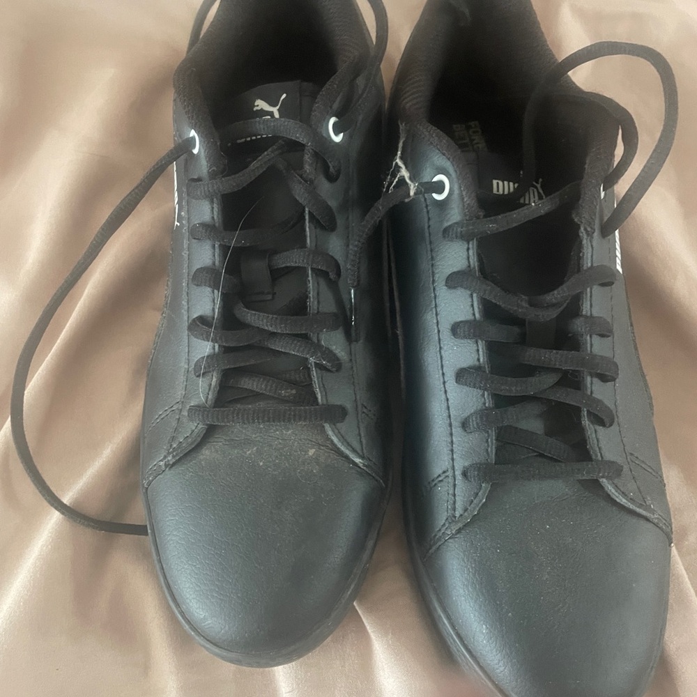 Puma size 9 worn 2x great condition